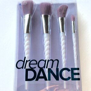 BEAUTY 360 4 PC DREAM DANCE UNICORN MAKE UP BRUSH SET